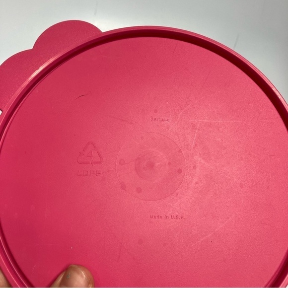 Tupperware replacement lids 2 sizes - Picture 3 of 4